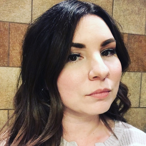 Meet your Posher, Crystal - Picture 1 of 1